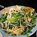 キッチンあべ - ニラ玉