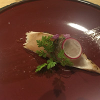 瀧口 - 鶏むね肉の炙り寿司ジュンサイジュレのせ