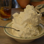 Peter Luger Steak House - このホイップクリーム！