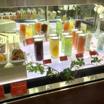 69051452 - ショーケース