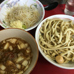 蓮爾 - 蓮彌のつけ麺。源流は町田二郎にあるらしい