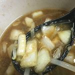 蓮爾 - たま小は、玉ねぎ粗切り、魚粉ぶちかまし