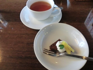 Ebita - ミニドルチェとお茶（ランチパスタセット1,000円）