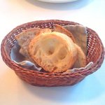 ラミティエ - 本日のランチ 1200円 のパン