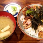 Torihei Akashi Ekimaeten - 焼鳥丼
