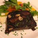 ビリエット - 牛ホホとサトイモの赤ワイン煮の焼きテリーヌと甘酸っぱいパプリカのマリネ