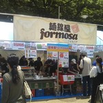 麺線屋formosa - お昼を回ると、あっと言う間に30人程の列ができてました、
