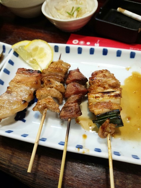 【Iwamoto】ことりのおおきなあそびば Amazon.co.jp: ことりの くるひ (至光社国際版絵本) : 岩崎