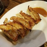 麺屋 七福神 - 味噌ダレの餃子