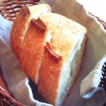 ラミティエ - 本日のランチ 1200円 のパン