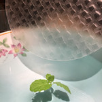 ベトナムキッチン アンヴィエット - ライスペーパーで巻いて頂きました♪