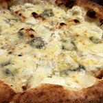 クアトロフォルマッジのアップ