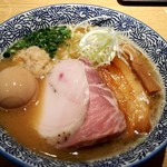 特製濃厚魚介ラーメン　並　９８０円