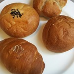 ル・プティ・ボヌール - 食べ放題のパン