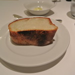 リストランテ カノフィーロ - 今日も美味しいトスカーナ風のパン