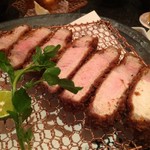 とんかつ マンジェ - 鹿児島黒豚のリブロース