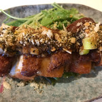 ゆるり 中華食堂 癒食同源 - 鶏もも肉の半身揚げ 380円。