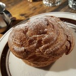 69085186 - シュークリーム　400円