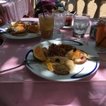 Hau Tree Lanai Restaurant - 