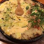 とろろの鉄板焼き　和風×チーズのハーフ