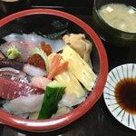 喜久屋 - 海鮮ちらし膳1,300円