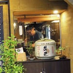 金爾 - 窓越しのオーナーシェフ