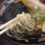 Ramen Shokudou Tai - 麺アップ