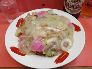 Kinriyuu - 皿うどん 細麺と瓶ビール