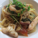 リストランテ マツシマ - ヤリイカと鮑の肝と豆苗のパスタ  ウニのせ