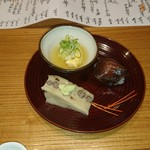 かま田 - 水無月豆腐、ハモの子の卵とじ、ヅケ手毬寿司