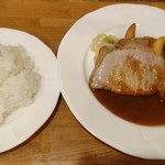 キッチン水野 - ポークソテーデミグラスソース