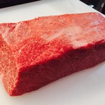 個室焼肉ひごや - 黒毛和牛肩ロースザブトン