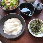 Sumibiyakinikunote - 坦々冷麺ランチのとろろご飯