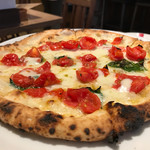 PIZZA SALVATORE CUOMO - PIZZA ”D.O.C゛～ドック～ 2,808円。