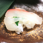 日本料理 きた川 - 鯛笹寿司