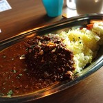 喫茶ラクタ - 辛口キーマカリー800円。ライスは250gにしましたが、ライスが足りないほどルーがたっぷり！！