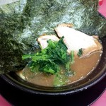 王道家 - 海苔の下からほうれん草がワサワサと(^-^)/