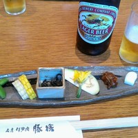 豚捨 KITTE丸の内店 - 旬のお野菜嬉しいです。味噌うまっ