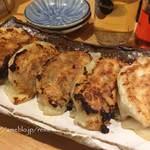 居酒屋 うまいもん - 餃子はかなり美味　オススメ！！そら