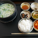 명가의 뜰 - トガニと牛スジのスープ