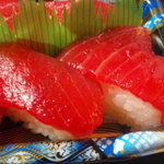 魚きん - まぐろ寿司（アップ）