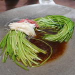 イチリン ハナレ - 水蓮菜と金華ハムとネギ