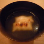 八雲茶寮 - 中に鱈の白子が入った餅