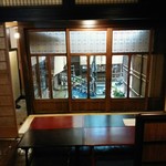 旬味 泰平 - カウンター後ろの座敷