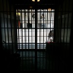 旬味 泰平 - 玄関の内側から