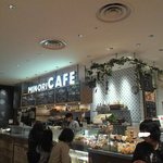 Minori Kafe - オープンなお店なので、入りやすいです。