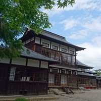 上杉伯爵邸 - 庭から 一枚   