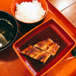 甲佐町やな場 - 松のうなぎ