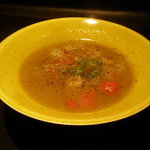 根菜のスープ　カレー風味