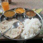 クスム本場家庭料理 - ある日のターリー